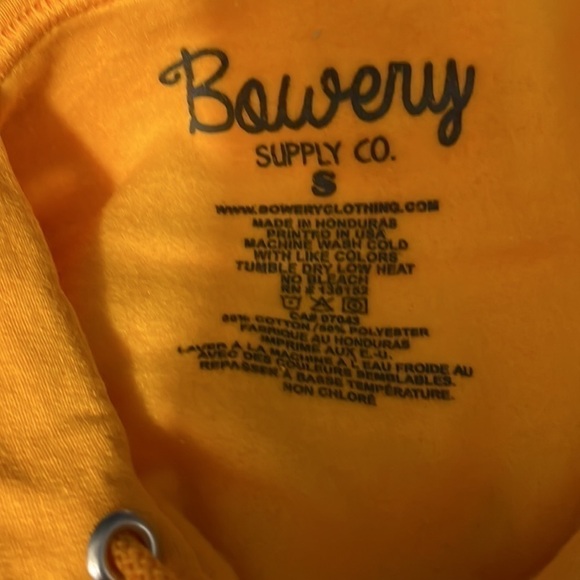 Bowery Kanagawa Japan Men's Graphic Sweatshirt Yellow Hoodie Medium NWT - Picture 4 of 4